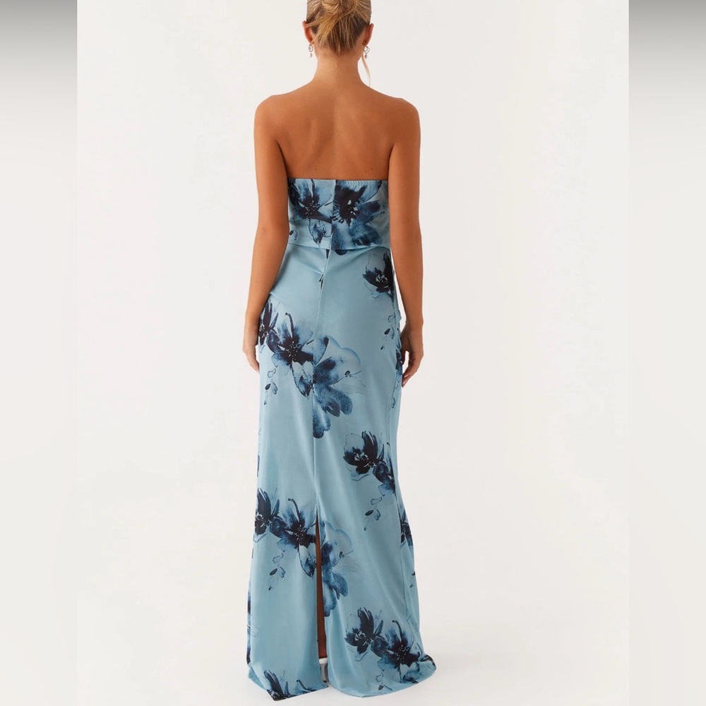 New Peppermayo Strapless Maxi Dress in Blue with Floral Pattern - Picture 5 of 7
